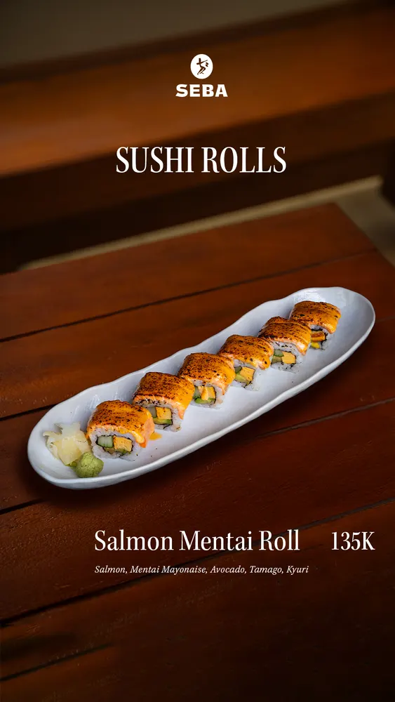 Salmon Mentai Roll